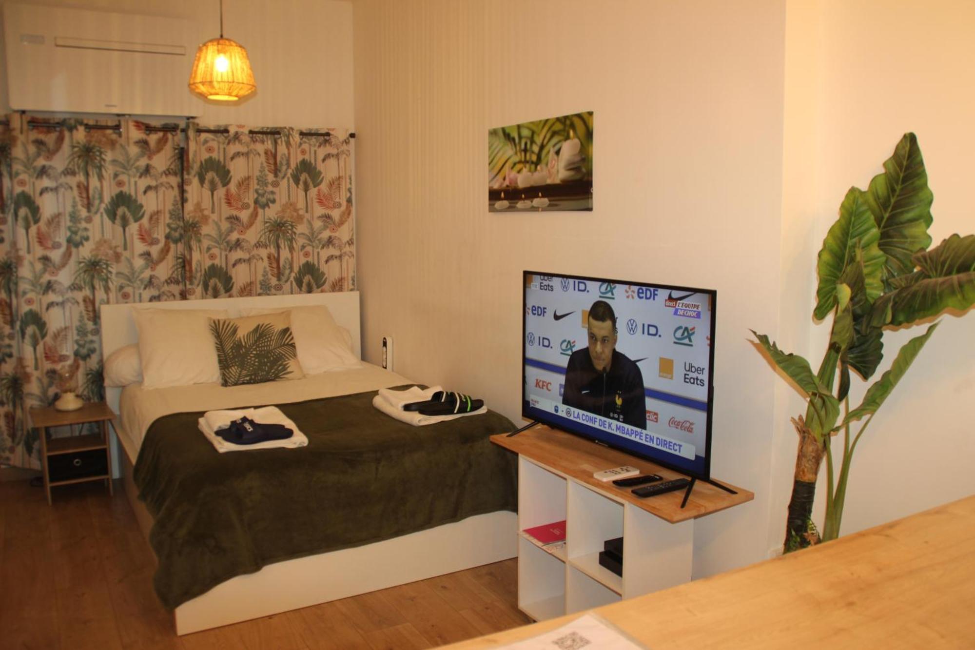 Studio La Casa De Planel Gare Saint Roch Монпелие Екстериор снимка
