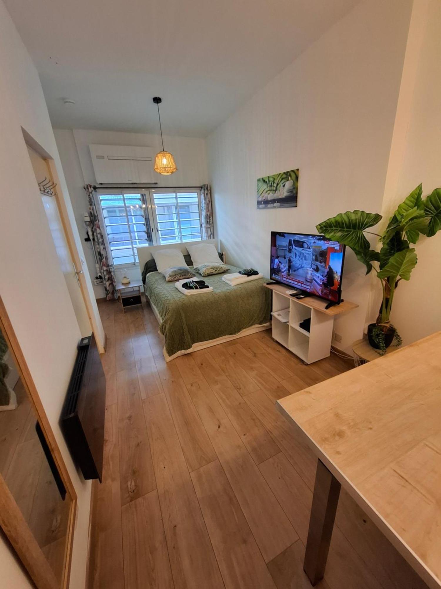 Studio La Casa De Planel Gare Saint Roch Монпелие Екстериор снимка