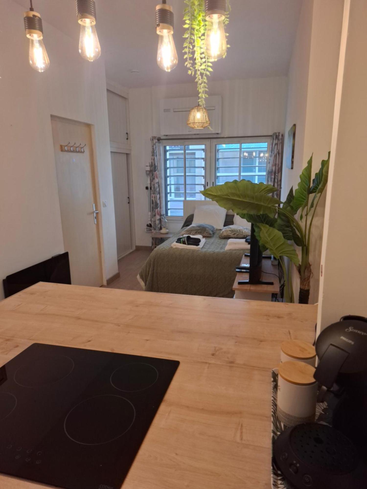 Studio La Casa De Planel Gare Saint Roch Монпелие Екстериор снимка